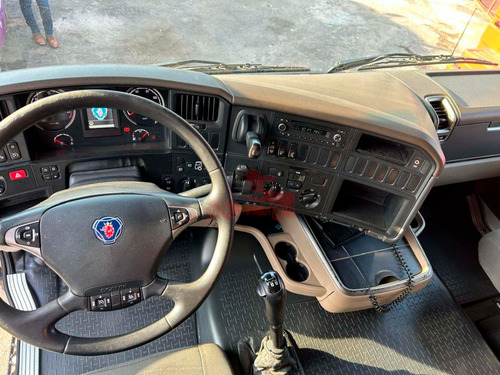 Scania R420 Highline 6x2 Completo 2012