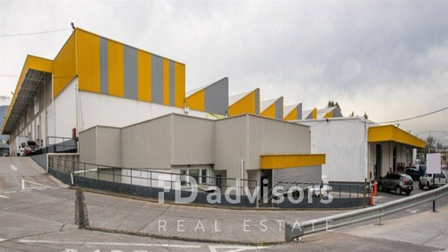 Arriendo De Bodegas En Centro Logístico 450 M2 - Ñuñoa