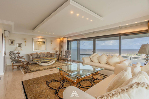 Venta Apartamento Puerto Del Buceo 2 Dormitorios