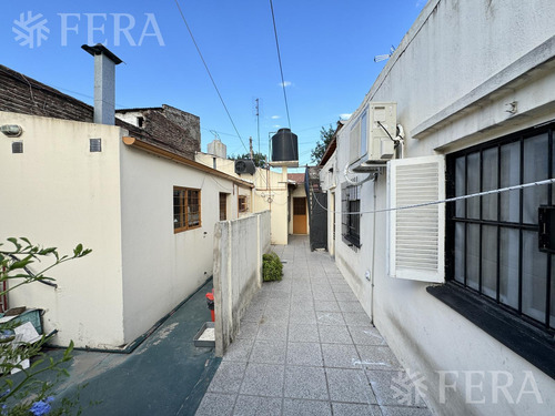 Venta Ph 2 Ambientes Con Patio En Villa Dominico