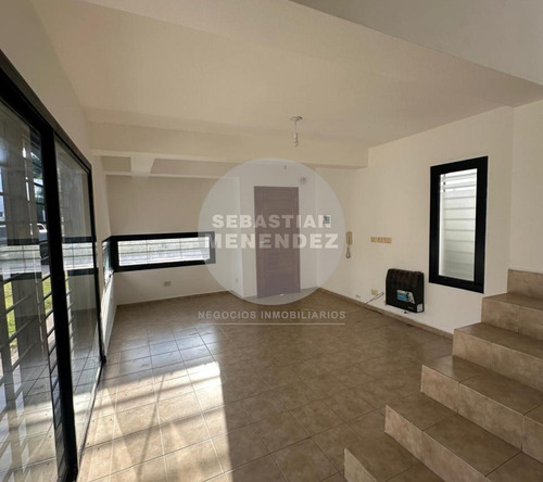 Apto Crédito - Housing Cerrado - 3 Dorm (1 En Suite)