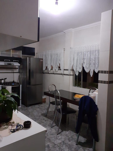 Imagem 7 de 23 de Sobrado Com 3 Dormitórios Para Alugar, 200 M² Por R$ 2.100,00/mês - Nova Rússia - Ponta Grossa/pr - So0169