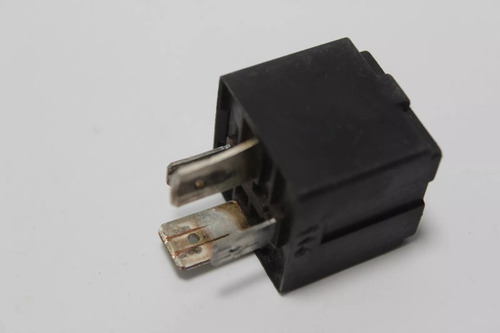 Relay Rele Alta Potencia 4p 12v 70a Iveco 504053413 692.20 (Usado)
