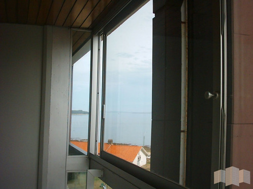 Imagen 6 de 30 de Frente A La Playa