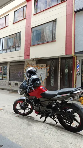 Pulsar Ns 125
