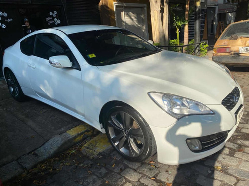 Hyundai Genesis 2.0 Coupe T 210cv Mt 2012