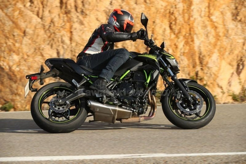 Kawasaki Z650 Abs No Suzuki Gsx 750 0km Naked