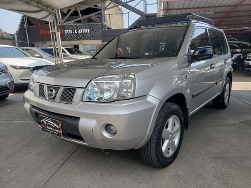 Nissan X-Trail S BASICA MT 2200CC TD