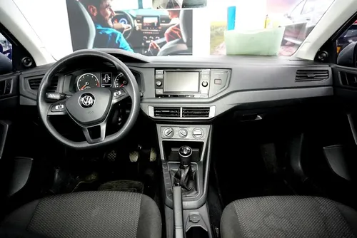 Volkswagen Virtus Trendline Placa Luy658
