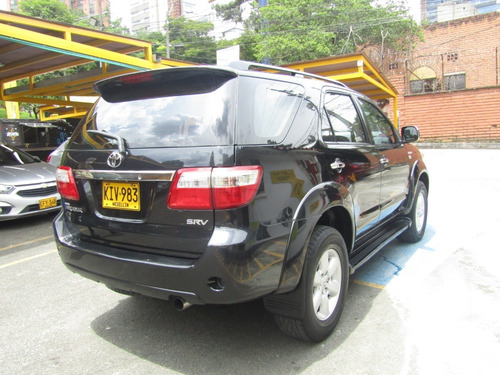 Toyota Fortuner 2011 3.0 Sr5