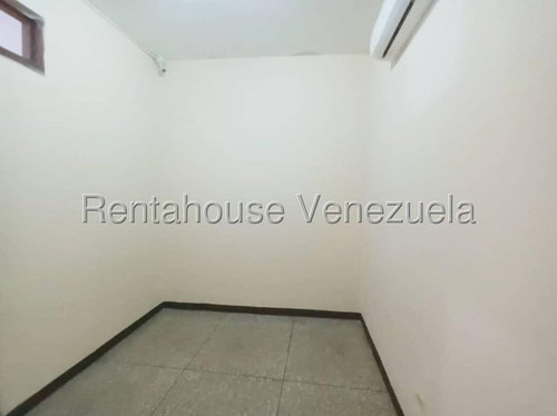 Casa En Alquiler En Barquisimeto Calle 30 Ideal Para Uso Residencial Y Comercial Amplios Espacios En Optimas Condiciones Cod 25 11762 Comunicate Soy Gabi Irastorza