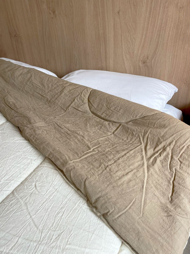 Acolchado Reversible Pret A Home King Tusor Visón
