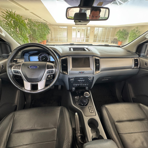 Ford Ranger 2.5 Limited Cab. Dupla 4x2 Flex 4p