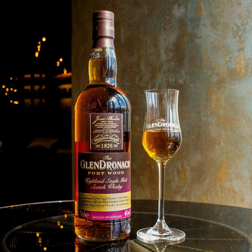 Imagen 2 de 8 de Whisky The Glendronach Port Wood 750ml En Estuche