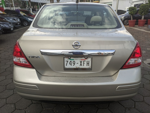 Imagen 6 de 15 de Nissan Tiida 2011 Emotion Tm