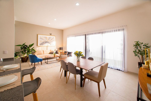 Casa En Venta En El Condado, Terreno 155 M2, Family Room O 4ta Recámara, Premium