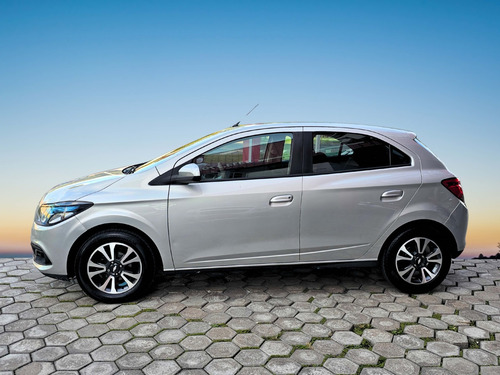 Chevrolet Onix 1.4 MPFI LTZ 8V FLEX 4P MANUAL