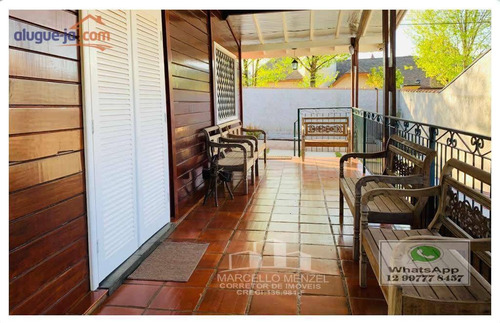 Casa Com 3 Dormitórios À Venda, 234 M² Por R$ 750.000,00 - Alto Da Boa Vista - Campos Do Jordão/sp - Ca3044
