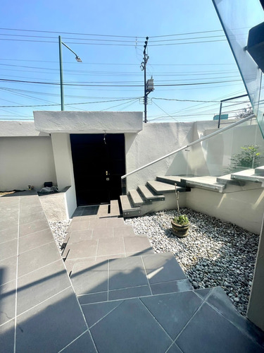 Departamento En Renta En Lomas De Tecamachalco Con Jardin (m2d2523)