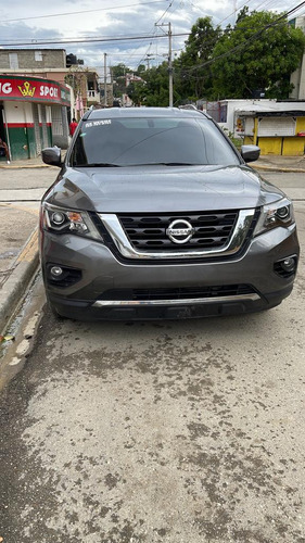 Nissan Pathfinder Platinum Sv 2017