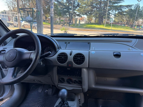 Renault Kangoo 1.6 2 Furgon Confort Cd Svt 1plc