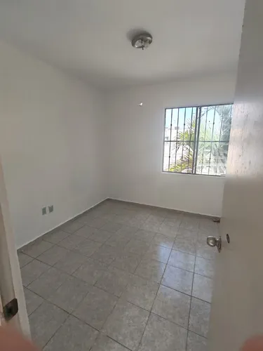 Rento Casa A Unos Pasos De Bodega Aurrera Av, Chac-mol