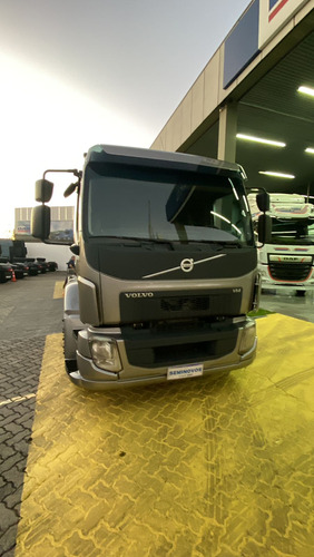   Volvo Vm330 8x2 Vm 330 8x2 2p 2019