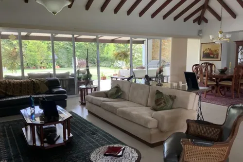 Casa En Arriendo/venta En Llanogrande. Cod A501087