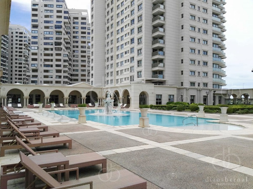 Imagen 2 de 21 de Apartamento Vista Al Mar, 2 Dormitorios En Edificio De Lujo