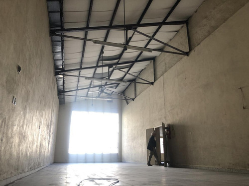 Imagen 15 de 16 de Alquiler - Edificio Con Depósito 1890 M2 - Caba