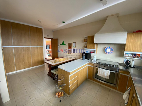 Imagem 8 de 15 de Casa Maravilhosa, Amplo Quintal Com Piscina, Extremamente Funcional - Mr80039