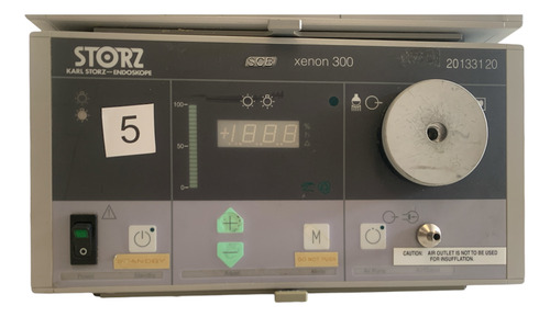 Fuente De Luz Para Endoscopía Karl Storz Xenon 300 A510 (Usado)