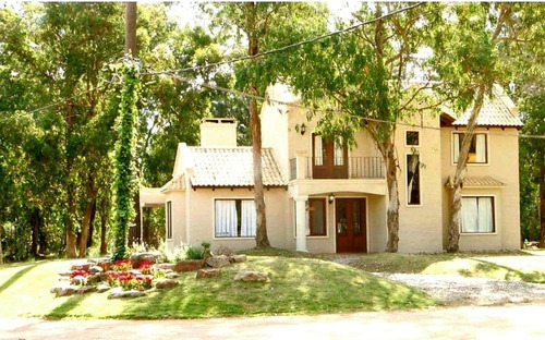 Imagen 1 de 24 de Casa Alquiler Solanas Vacation Club / 3 Dorm - 8 Personas.