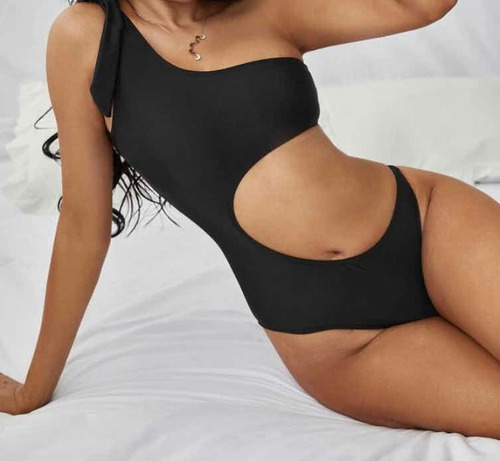 Imagen 1 de 2 de Traje De Baño Entero
