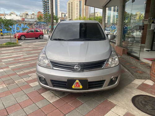 Nissan Tiida 1.8 Emotion 4 P 2011