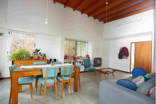 Imagen 2 de 26 de Casa A La Venta En City Bell