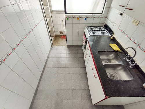 Imagen 6 de 20 de Departamento De 3 Ambientes Con Cocina Independiente En Almagro