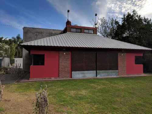 Venta Casa Sobre Excelente Lote De 1500mts. - Lacroze (489) Y Centenario - Manuel B Gonet