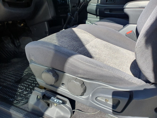 Nissan Pathfinder 3.3 Se