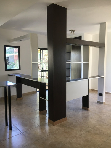 Monoambiente Con Cochera - Alquiler - Villa Sarmiento