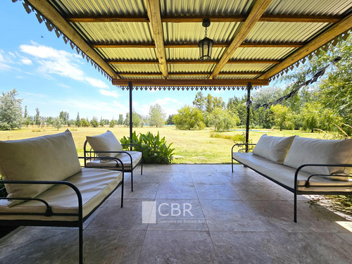 Lindísima Casa De 4 Amb. (164 M2) S/lote De 1,17 Ha. Con Pileta!