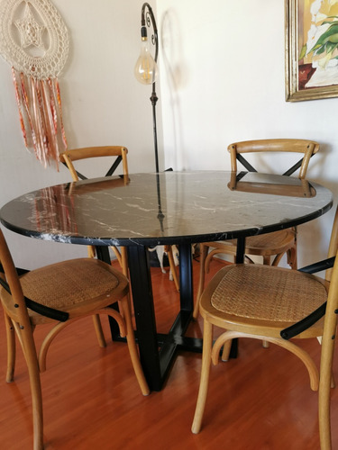 Mesa De Comedor Redonda, Mármol Negro.