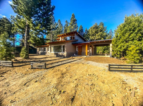 Casa  En Venta Ubicado En Centro De Bariloche, Bariloche, Patagonia