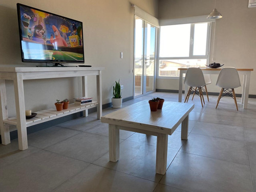Departamento Con Pileta Frente Al Mar