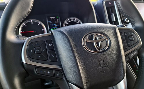 Imagen 13 de 19 de Toyota Hiace Vx Premium 2.8tdi Wagon 6at 10 Asientos
