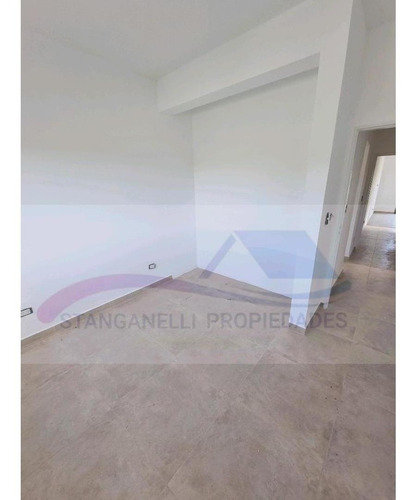 Imagen 15 de 23 de Hermosa Casa 4 Amb En Barrio Santa Lucia,pilar Del Este