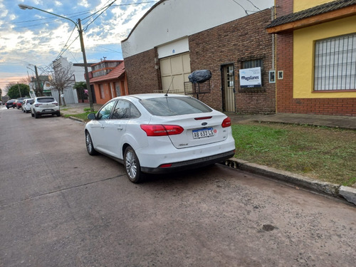 Imagen 11 de 13 de Ford Focus Iii 2.0 Se Plus At6 2017