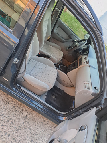 Volkswagen Gol Country 1.6 Comfortline 60a