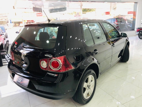 Imagem 4 de 12 de Volkswagen Golf 2010 1.6 Vht Total Flex 5p