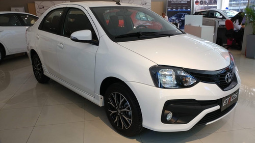 Toyota Etios 1.5 Xls At Sedán 4p 2021 0km